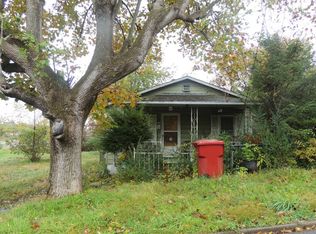 202 Meridith St, Johnson City, TN 37604