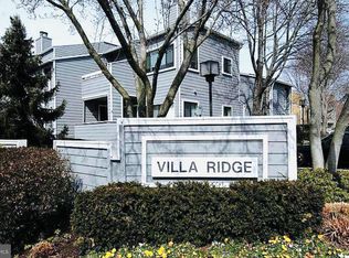 1981A Villaridge Dr, Reston, VA 20191