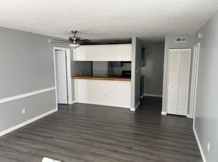 209 Thalia Station Dr, Virginia Beach, VA 23452