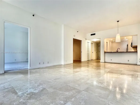 201 Crandon Blvd APT 432, Key Biscayne, FL 33149