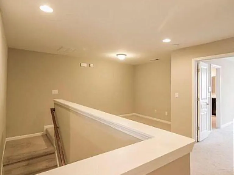 2161 Crestridge Trl NE — Photo 7