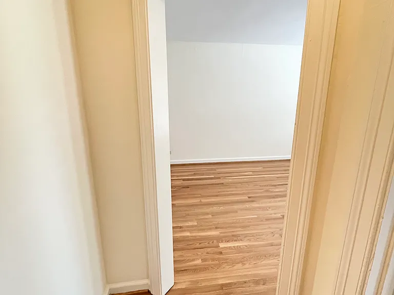1310 Wilmette Ave #2E — Photo 17