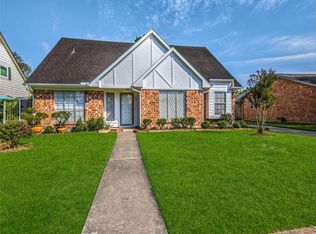 9855 Sageaspen Ln, Houston, TX 77089