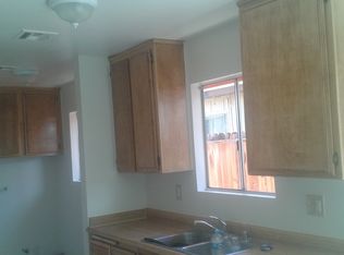 16530 Vine St, Hesperia, CA 92345