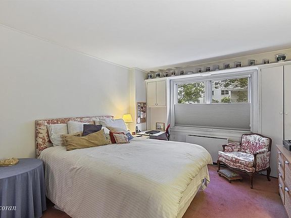 4th image of 520 E 76th St APT 2E