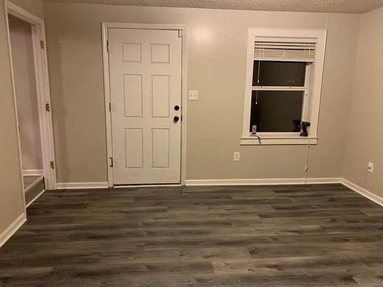 220 Davis Dr — Photo 14