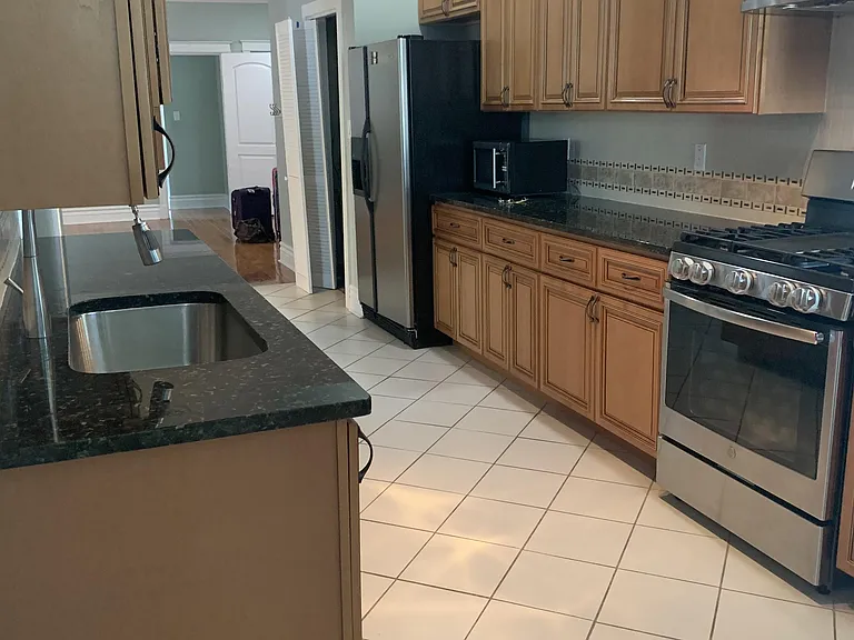 4947 Laclede Ave — Photo 8