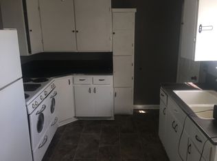 804 Cedar St, Perry, OK 73077