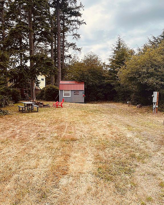 1st image of 30705 North Pl