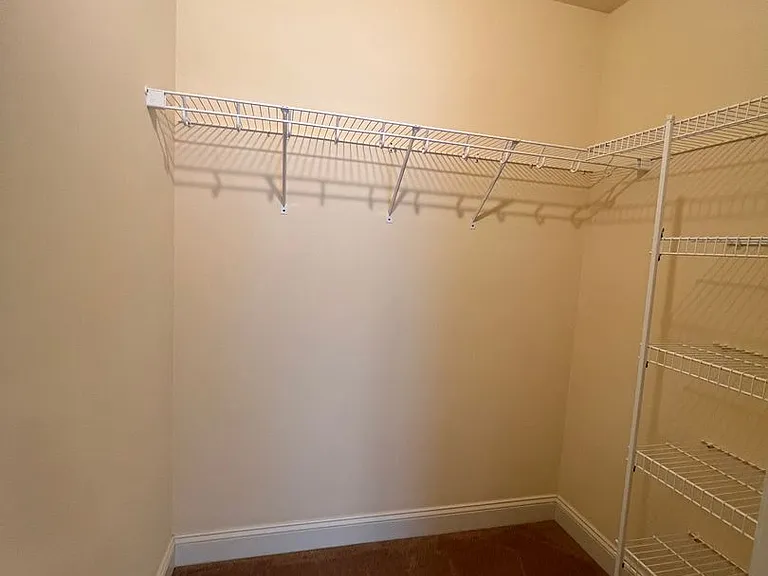 127 Churchill St — Photo 15