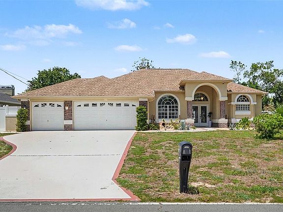 2nd image of 3944 Lema Dr