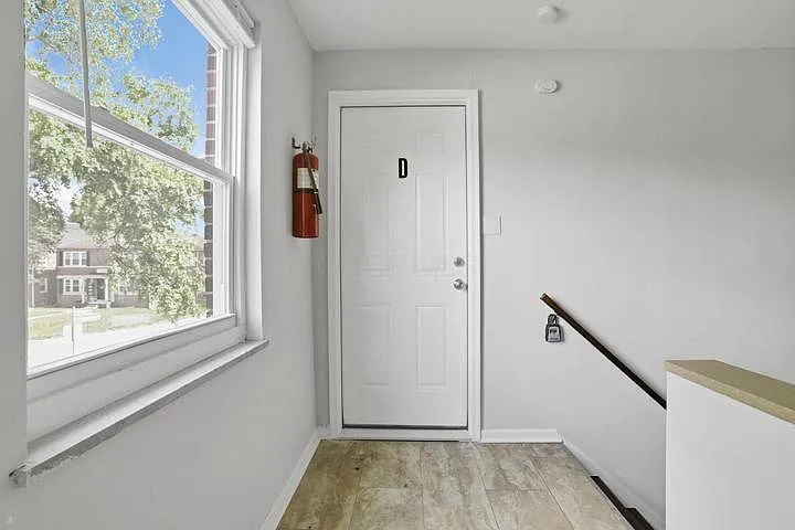 1 bed, 1.0 bath, 600 sqft, $900 — Photo 19