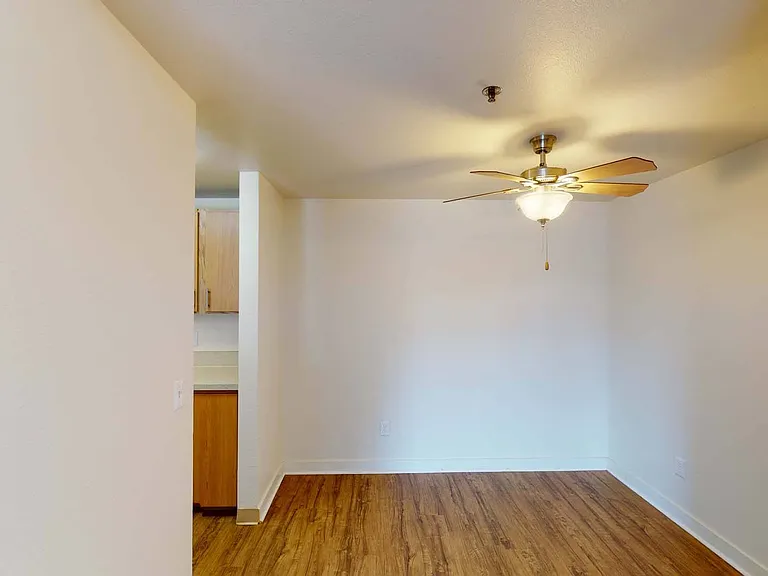 Crown Pointe — Photo 85