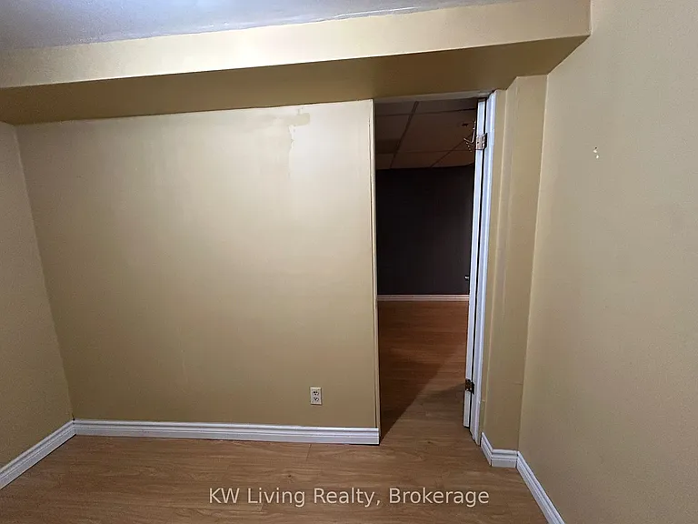 22 Bracken Fernway — Photo 25