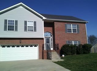 2701 Arthurs Ct, Clarksville, TN 37040