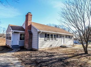 67 Valley View Rd, Trumbull, CT 06611