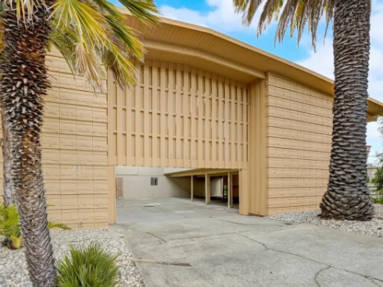 2233 Otis Dr — Photo 1