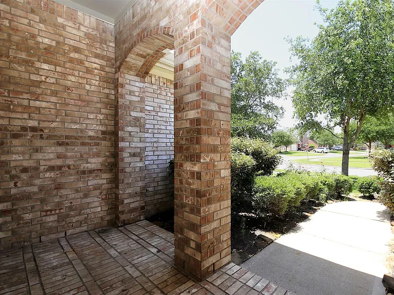 3735 Tidalwood Dr — Photo 3