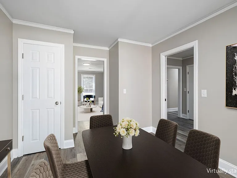 11 Highland Ave — Photo 28