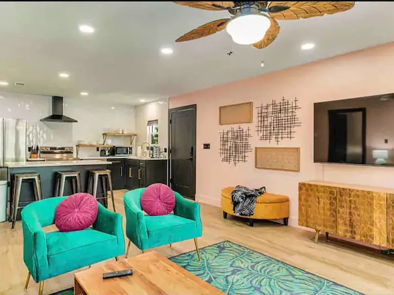 1230 Driftwood Dr #1232 — Photo 1
