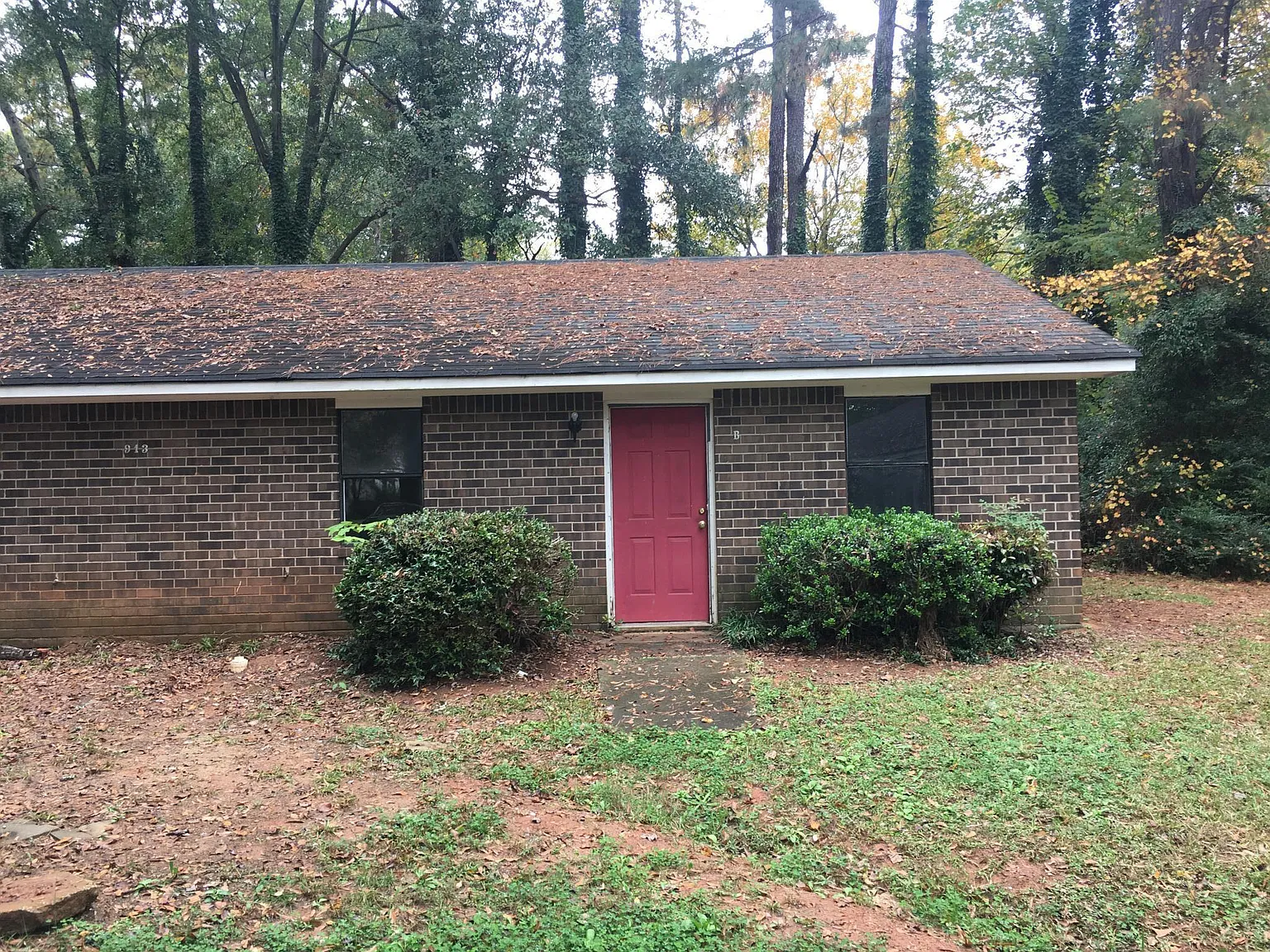 2 bed, 825 sqft, $850 — Photo 1