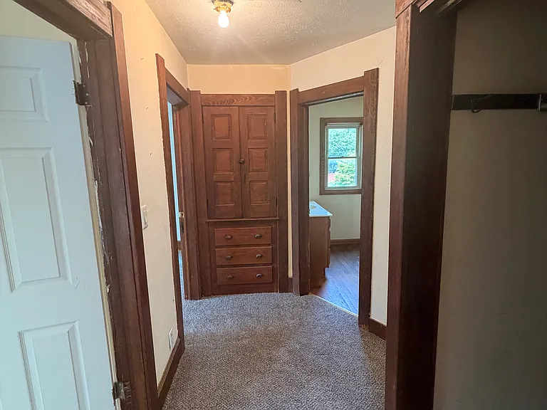 601 Nicholas St — Photo 9