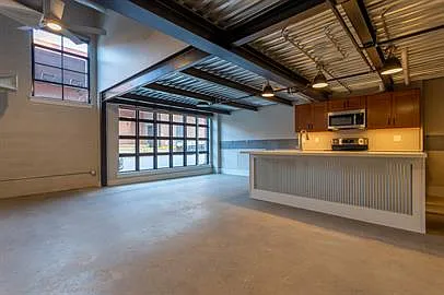 Kretschmer Lofts — Photo 11