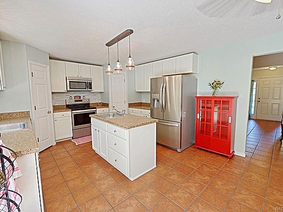 3rd image of 8065 N Sarazen Dr