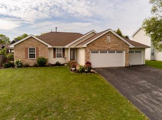 611 Valley View Dr, Pecatonica, IL 61063