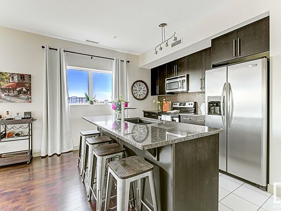 4th image of 11203 103a Ave NW #402