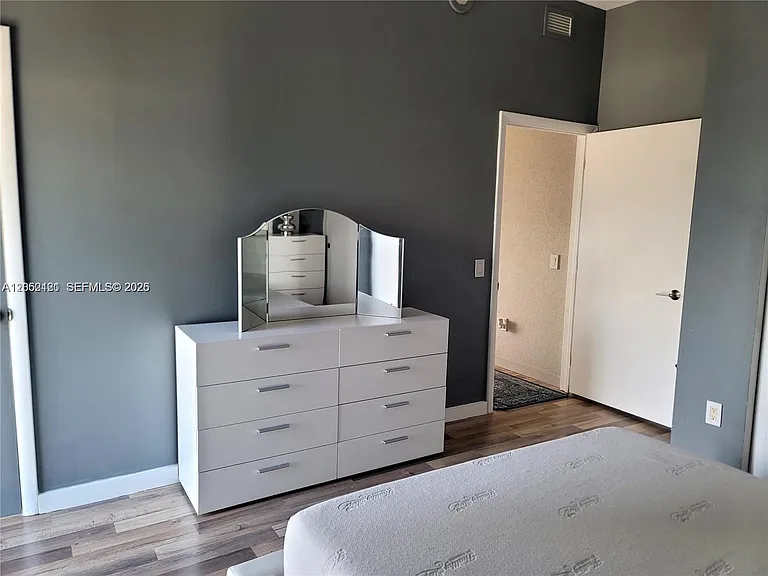 151 SE 1st St #Penthouse 11 — Photo 7