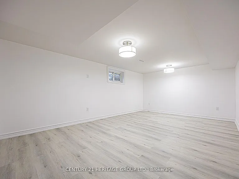 60 Fairway Dr — Photo 7
