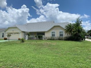 5645 Loma Vista Ct, Davenport, FL 33896