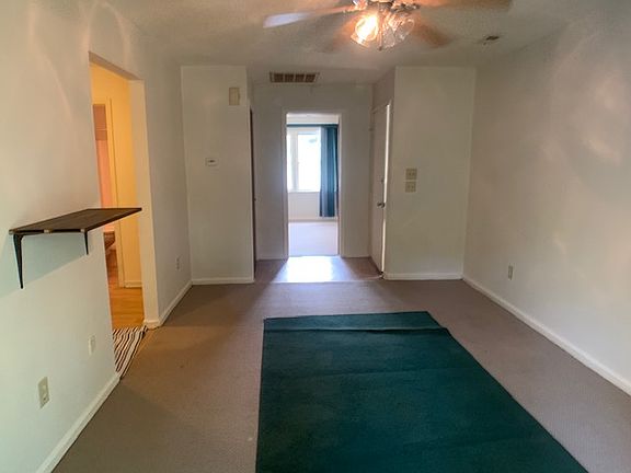 3rd image of 108 Dootsie Ct #A