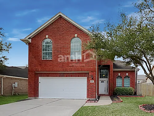 411 Cedar Point Dr Photo 1