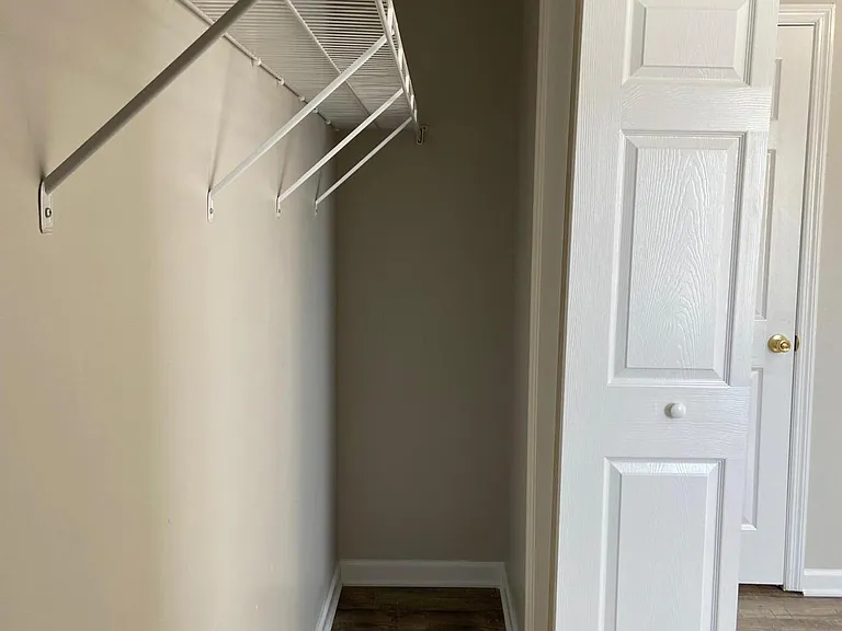 401 Sumrell Way — Photo 21