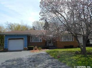 2438 Saint Paul Blvd, Rochester, NY 14617