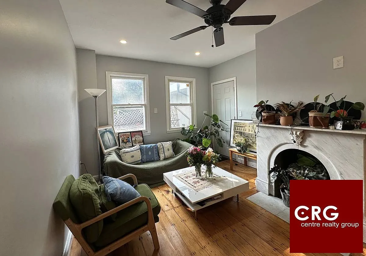 3 bed, 1.0 bath, 1100 sqft, $4,850 — Photo 2