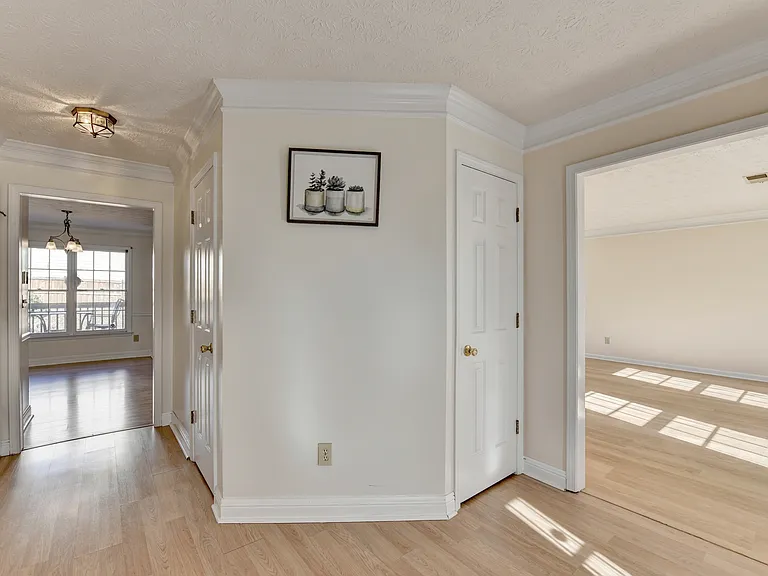 3945 Genoa Ct — Photo 7