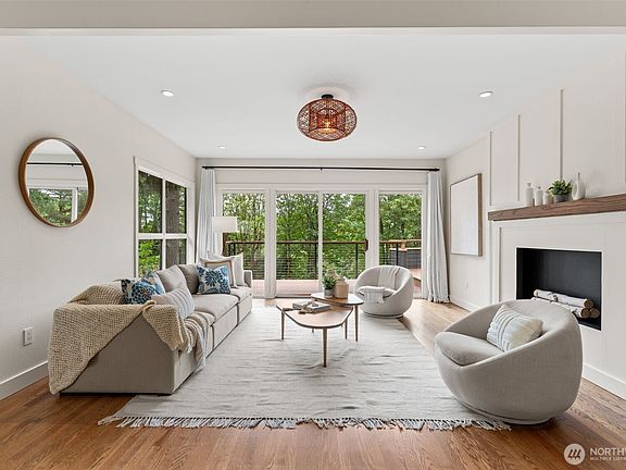 5th image of 14317 SE 49th Street