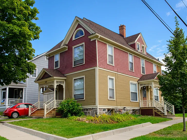 802 E Kingsley St #1 — Photo 1