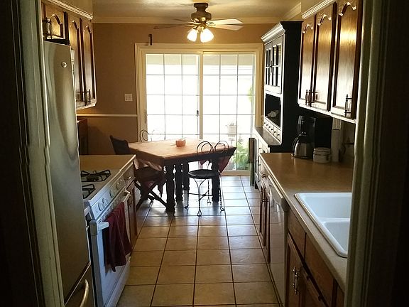 2nd image of 709 Fairsite Ct