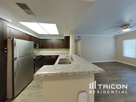 5th image of 750 E Northern Ave Unit 1154