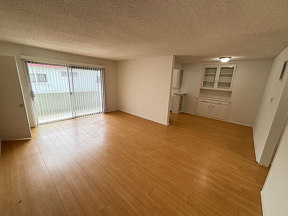 2nd image of 3332 Mentone Ave APT 7