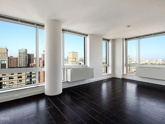 3rd image of 215 E 96th St #38E