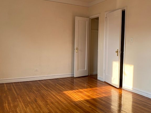 3rd image of 41-35 45th St APT 4E