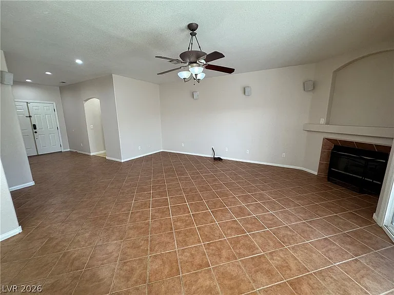 787 Fairway Dr — Photo 11