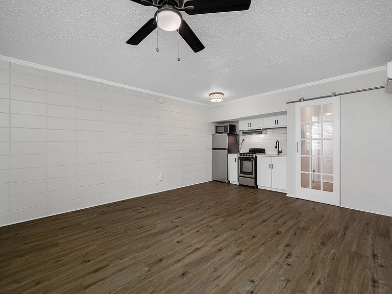 Satoshi Hideout — Photo 10