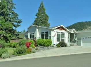 143 Lucky Ridge Loop, Canyonville, OR 97417