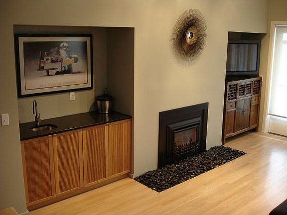 wetbar, gas fireplace, media